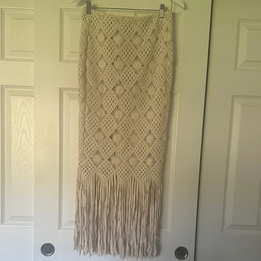 L'AGENCE Majorie Diamond Crochet Cover Up Skirt - Picture 3 of 5